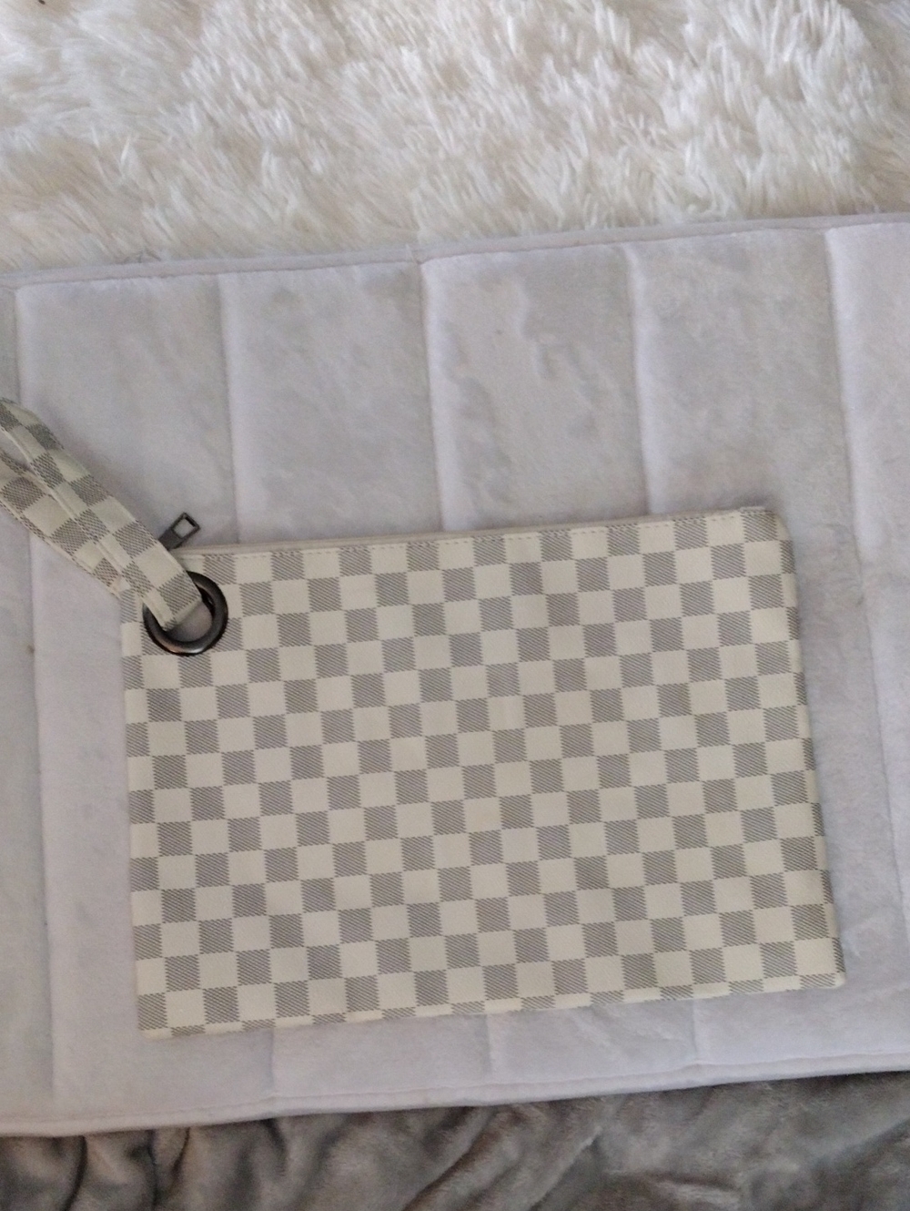Checkered Wristlet Clutch in Light Gray/White